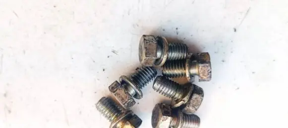 Mazda 3 I Nuts/bolts 