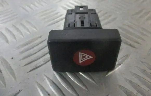 Dacia Logan I Hazard light switch