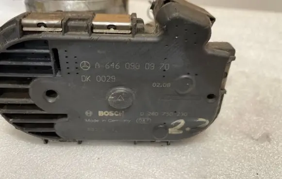 Mercedes-Benz E W212 Throttle valve A6460900970
