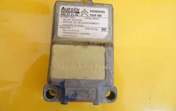 Citroen Xsara Picasso Airbag control unit/module 550572100 9630806280