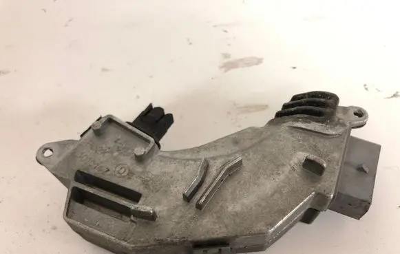 Opel Vectra C Heater blower motor/fan resistor 73421312