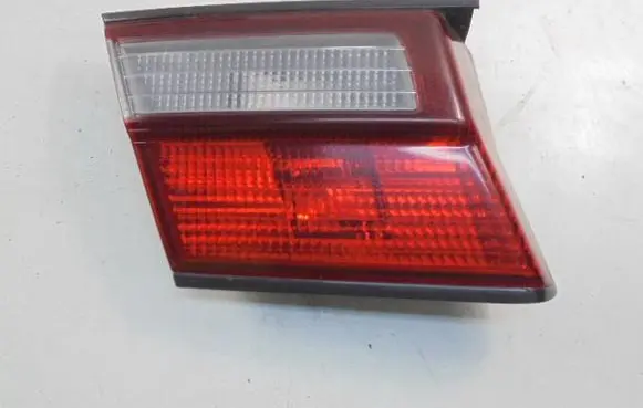 Nissan Almera Tino Rear/tail lights