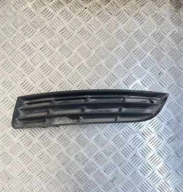 Volkswagen PASSAT B6 Front bumper lower grill 3C0853665