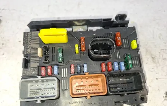 Peugeot 207 BSM Control unit 9664055780