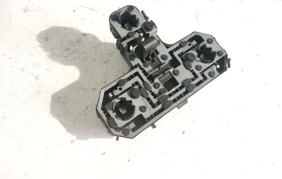 Volvo S80 Tail light bulb cover holder