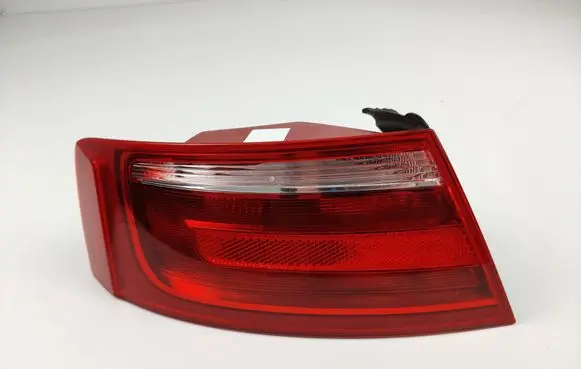 Audi A5 8T 8F Rear/tail lights 8T0945095