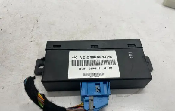 Mercedes-Benz E W212 Air suspension control unit module (rear) A2129006514