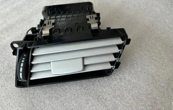 Mercedes-Benz E W212 Dashboard side air vent grill/cover trim A2128302754 06822001 2128302754
