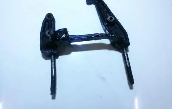 Ford Fiesta Engine mounting bracket 96ff6037ab