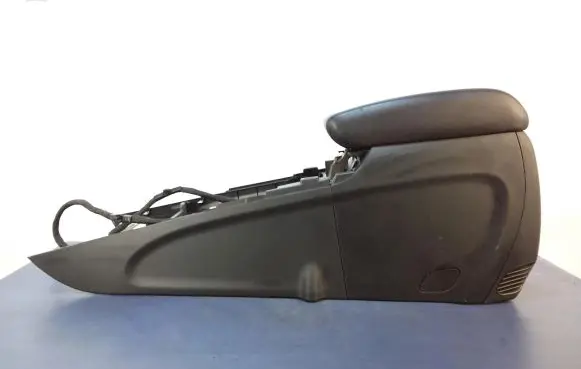 Jeep Grand Cherokee Center console