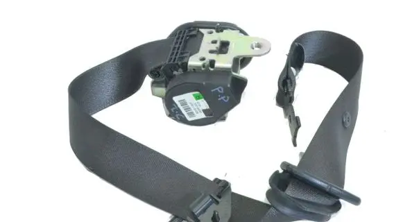 Opel Zafira C Front seatbelt