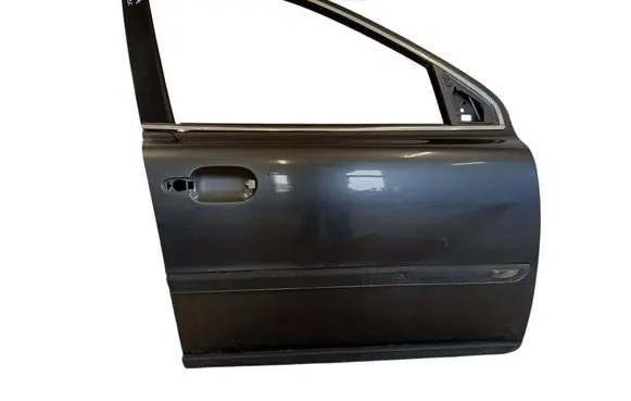 Volvo XC90 Front door