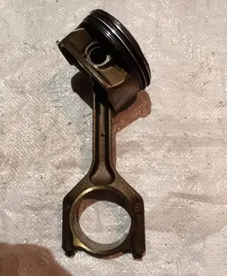 BMW 3 E90 E91 Connecting rod/conrod 