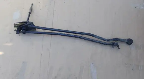 Mazda 323 Gear shift cable linkage