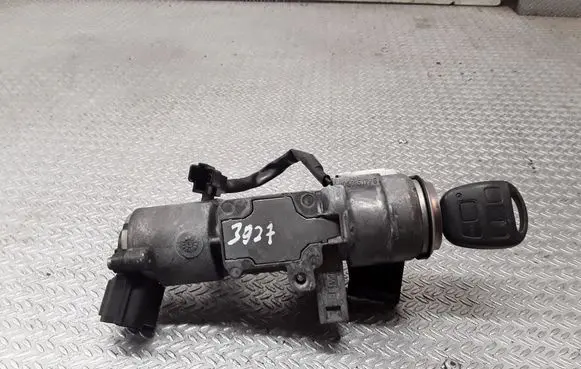 Toyota Avensis T250 Ignition lock 8970305010