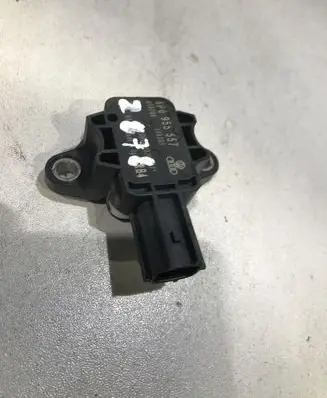 Audi A4 S4 B7 8E 8H Airbag deployment crash/impact sensor 8P0955557