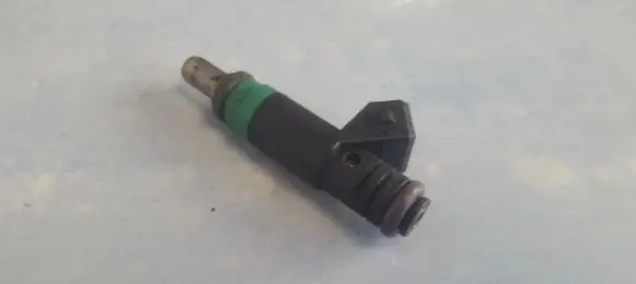 Volvo S40, V40 Fuel injector 97mf9f593bc 97mf-9f593-bc