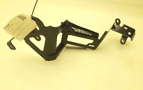 Volvo XC40 Battery bracket 32208562