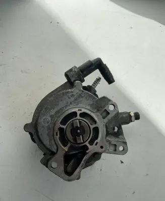 Volkswagen Transporter - Caravelle T5 Vacuum pump 070145209H