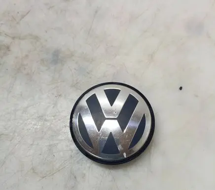 Volkswagen PASSAT B6 Original wheel cap 3B7601171