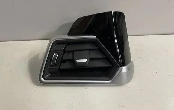 BMW 3 G20 G21 Dashboard air vent grill cover trim 6849617
