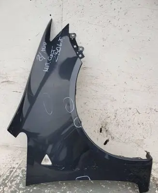 Mitsubishi Colt Fender