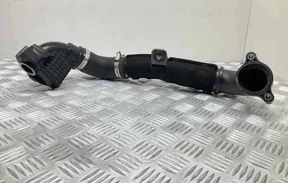 Intercooler hose/pipe