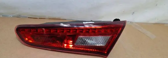 Alfa Romeo Giulietta Rear/tail lights 50531132