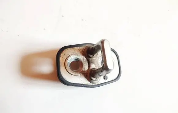 Peugeot 308 Rear door lock loop/hook striker 