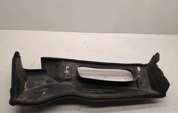 Toyota RAV 4 (XA30) Wiper trim 5582742010