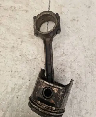 Toyota Land Cruiser (J120) Piston with connecting rod 