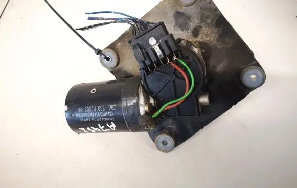 Mitsubishi Carisma Wiper motor 0390241114