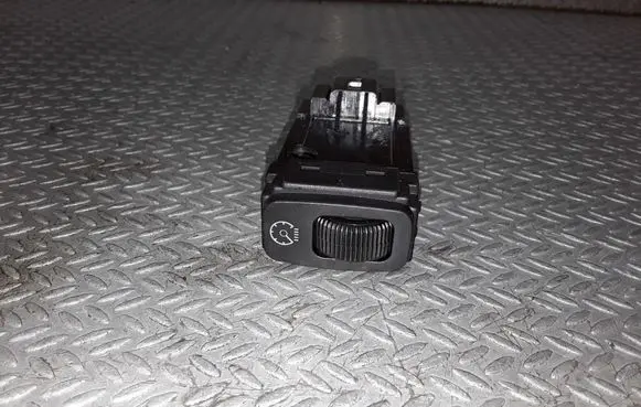 Mitsubishi Pajero Interior lighting switch 