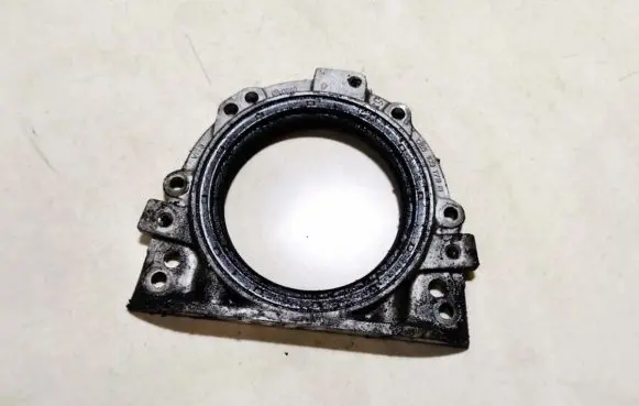 Volkswagen Golf III other engine part 055103173B
