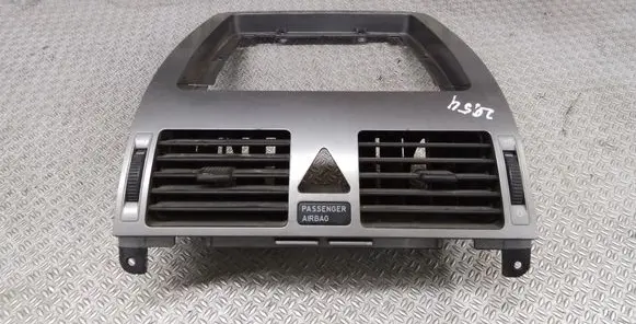 Volkswagen Touran I Dash center air vent grill 1T1819728C