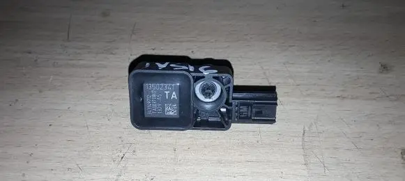 Opel Insignia A Airbag deployment crash/impact sensor 13502341