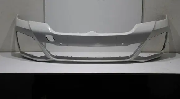 BMW 5 G30 G31 Front bumper 9023614