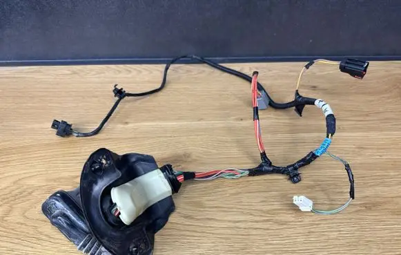 Dodge Caliber Rear door wiring loom 71844230