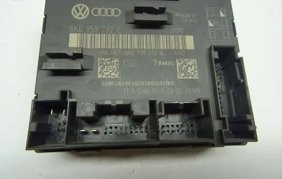 Audi A4 Allroad B8 Door control unit/module 8K0959792C