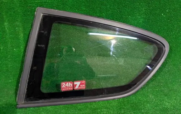 KIA Picanto Rear side window