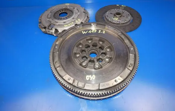Mercedes-Benz CLA C117 X117 W117 Clutch set kit A6510305405