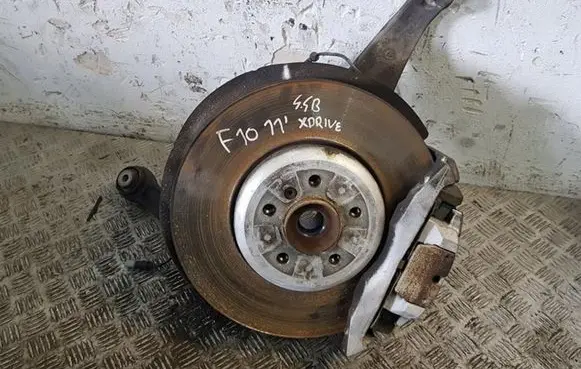 BMW 5 F10 F11 Front wheel hub