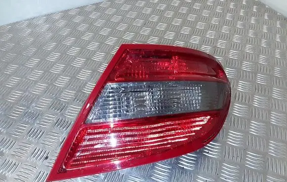 Rear/tail lights