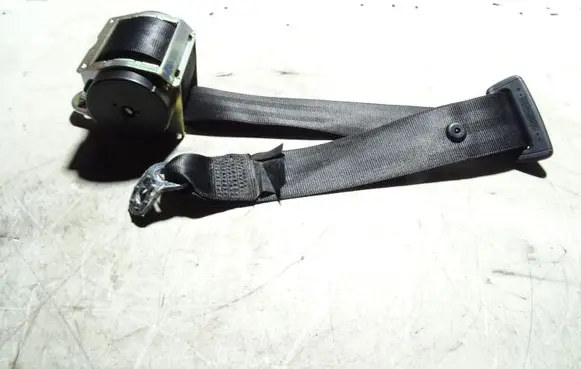 Volkswagen Phaeton Middle seatbelt (rear) 3D0857807B