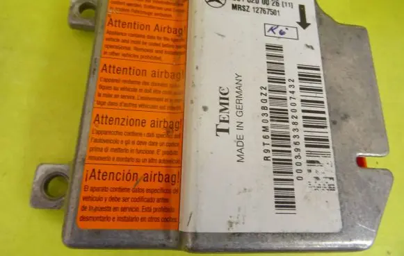 Mercedes-Benz E W210 Airbag control unit/module 0018200026 12767501