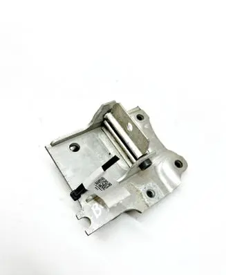 BMW 5 F10 F11 Radiator mount bracket 7186513 7207151 7211161