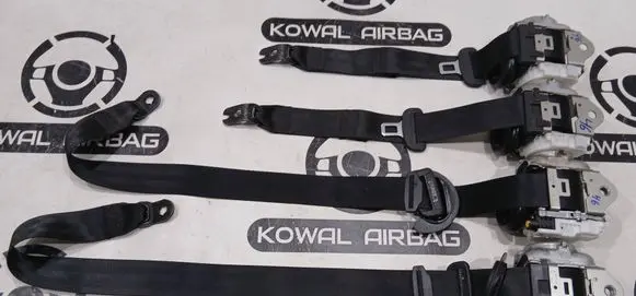 Audi Q2 - Set of seat belts 81A857706J 44169078 81A857805D