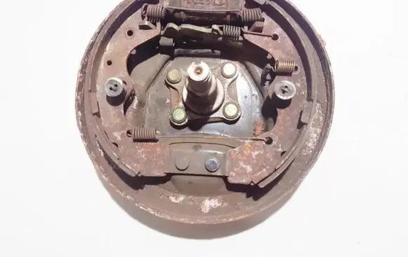 Mazda Demio Handbrake/parking brake pads 