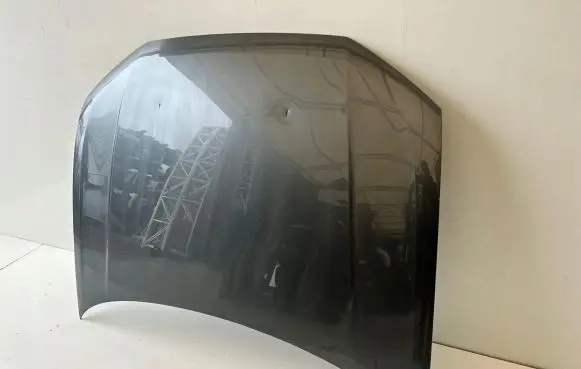 Audi Q2 - Engine bonnet/hood 1311854