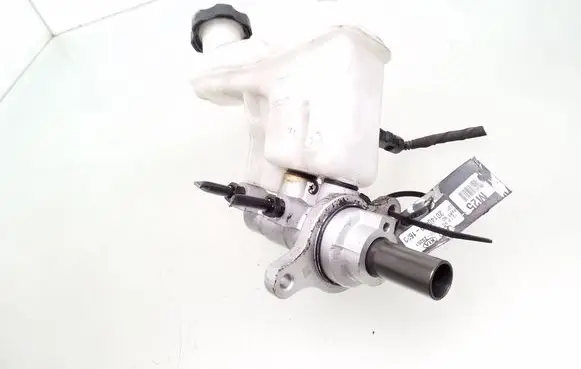 Hyundai ix35 Master brake cylinder 585002S251